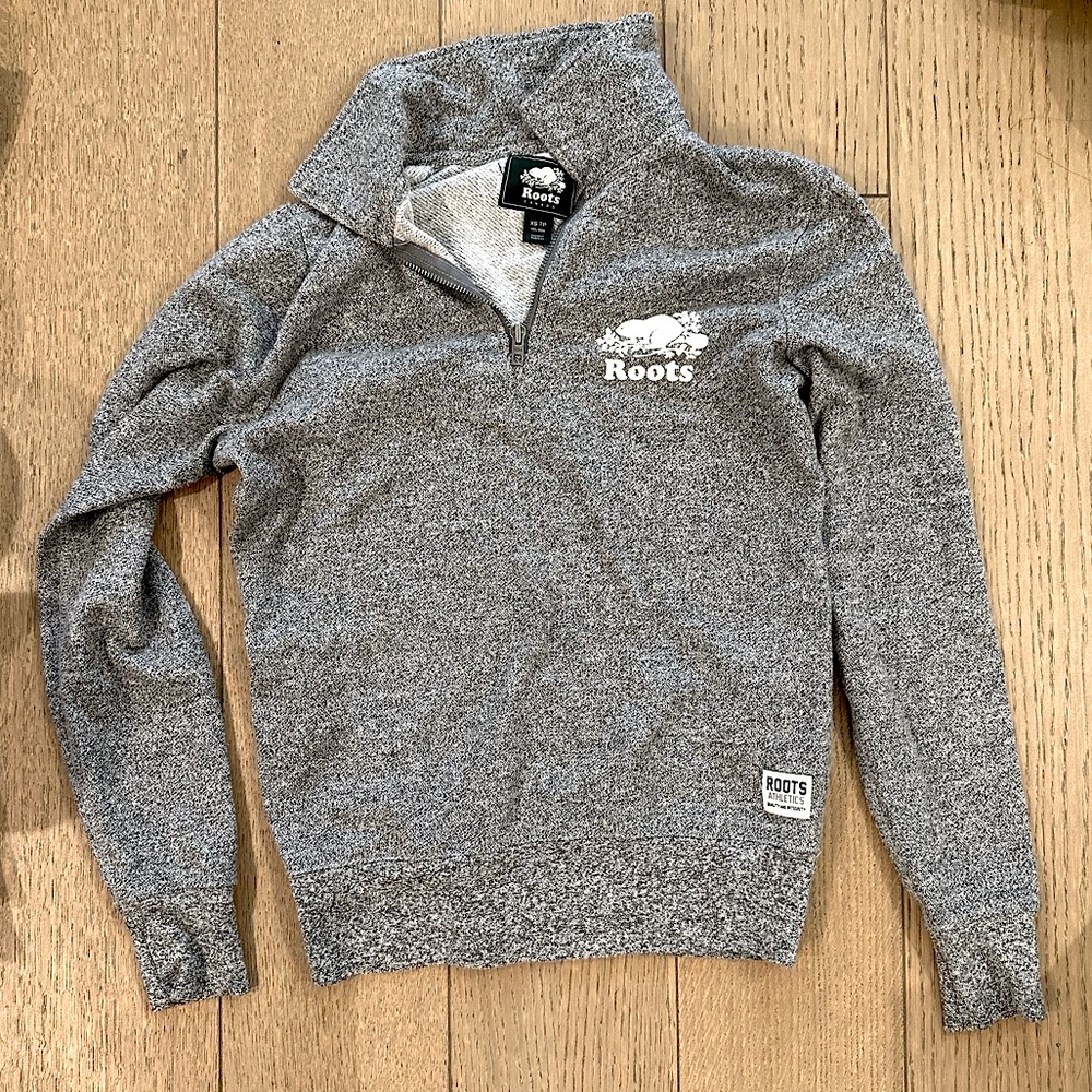 Roots quarter zip